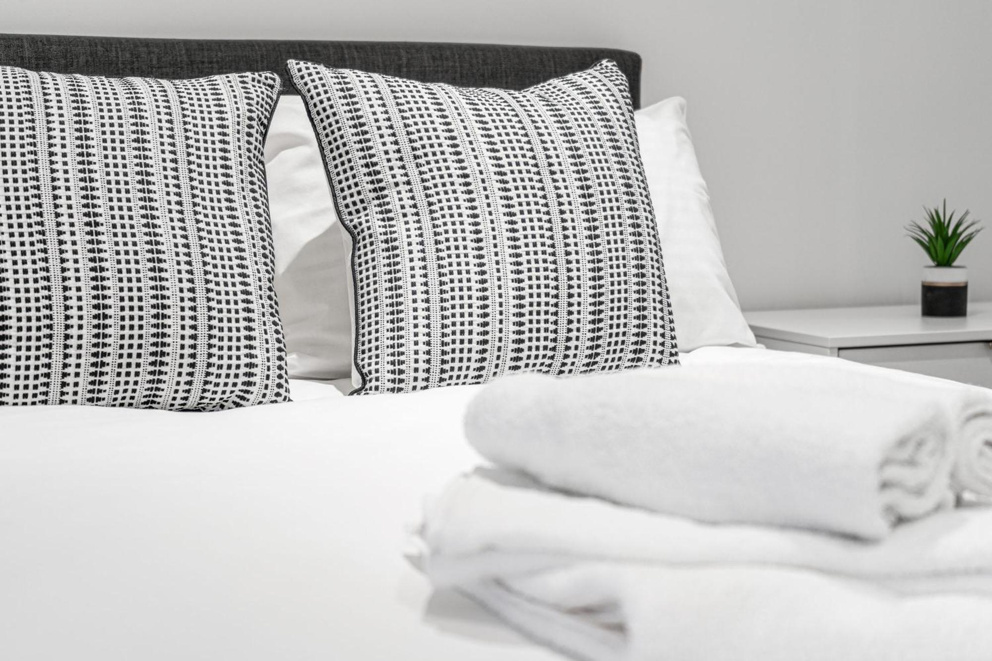 Seven Living Residences Solihull - Close To Nec & Bhx - Free Parking Екстер'єр фото